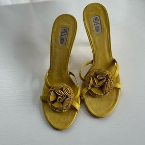 Pelle Moda Yellow 4” Strapless Heeled Sandals Very Good Condition 9M